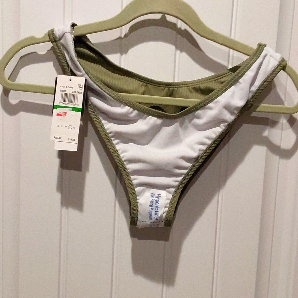 Salt + Cove 2 -piece swimsuit - Picture 8 of 8